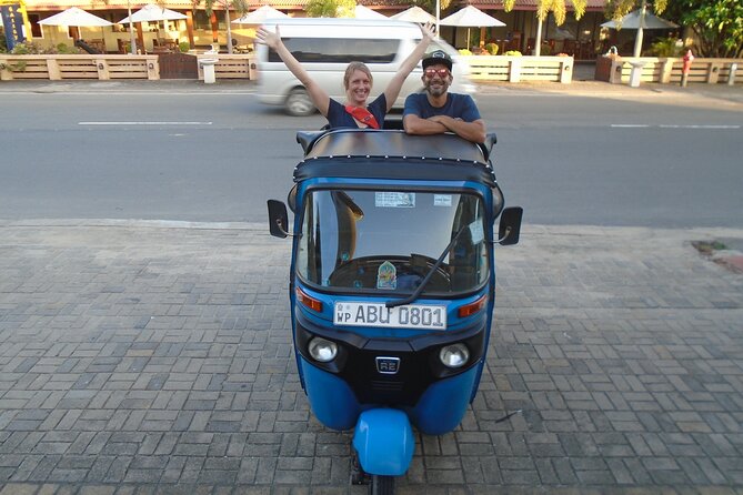 Explore Colombo by Tuk Tuk – All Entry Fees Included - Pettah Market: the part of Colombo you’ll remember