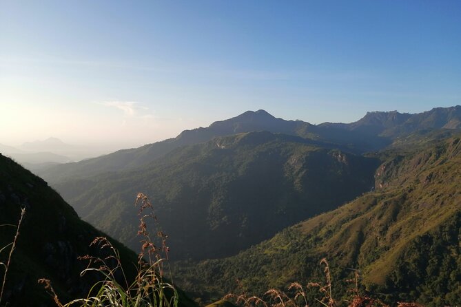 Explore the best of Ella. Hiking, waterfalls and cultural tour - Nine Arches Bridge: more than a photo stop