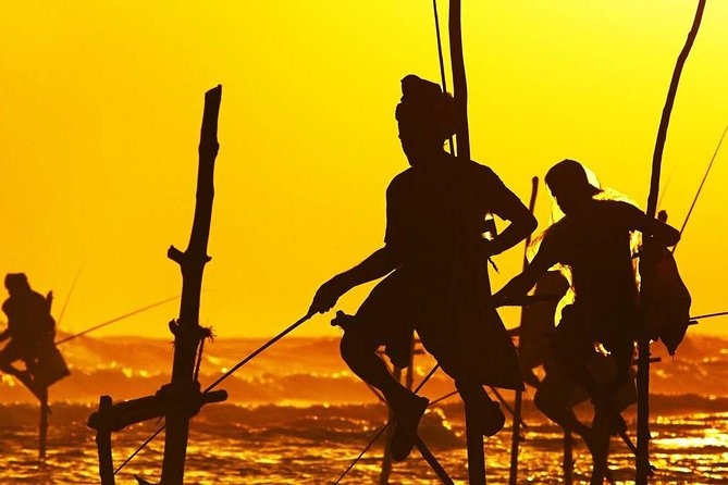 Family-Friendly Private Galle City Tour - Galle Dutch Fort and Galle Lighthouse: walking where Portugal, Dutch, and Brits left marks