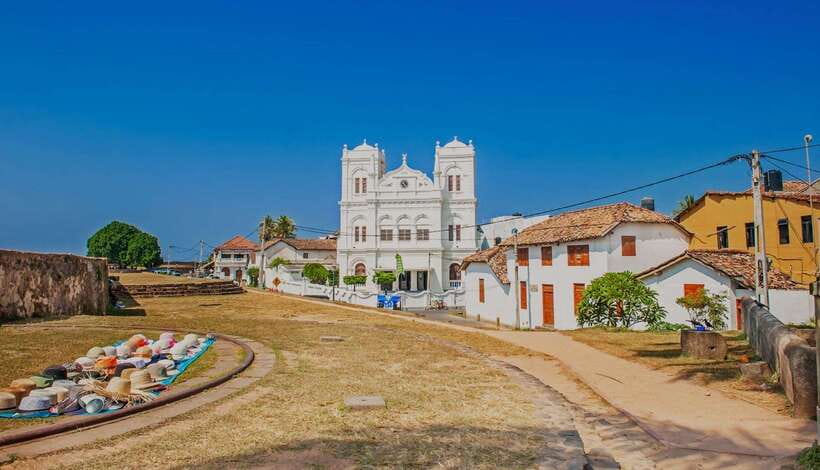 From Colombo: Galle, Bentota Coastal Highlights Private Tour - Galle Fort: walking a UNESCO site that still feels intact