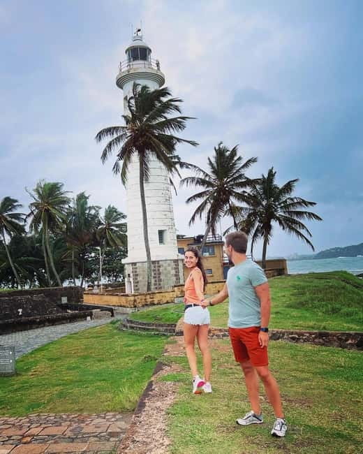 From Colombo: Galle Fort and Hikkaduwa Beach Day Tours - A 10-hour mix of Galle, Bentota river, and beach breaks