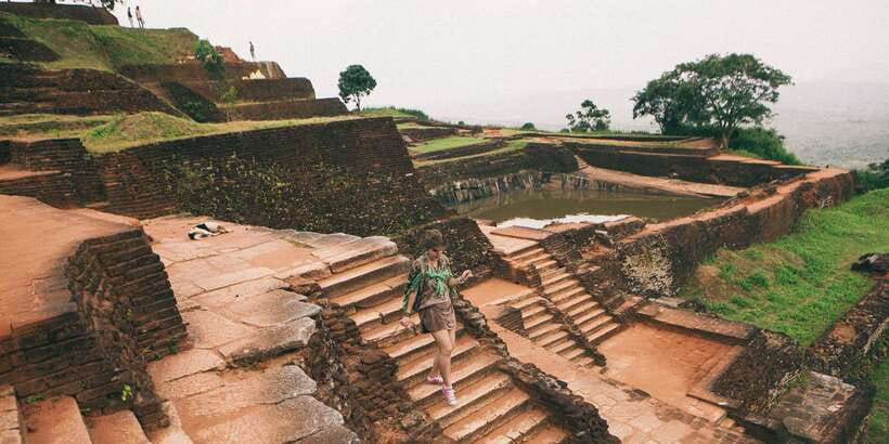 From Colombo: Sigiriya and Dambulla Day Trip with Safari - Practical Tips for a Smooth Day (Shoes, Heat, Temple Dress)