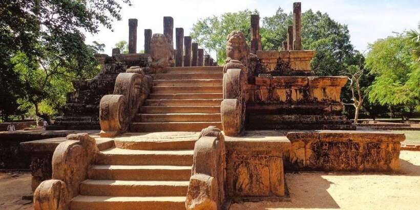 From Dambulla/ Sigiriya: Ancient City of Polonnaruwa by Bike - Price, entrance fees, and what you’re really paying for