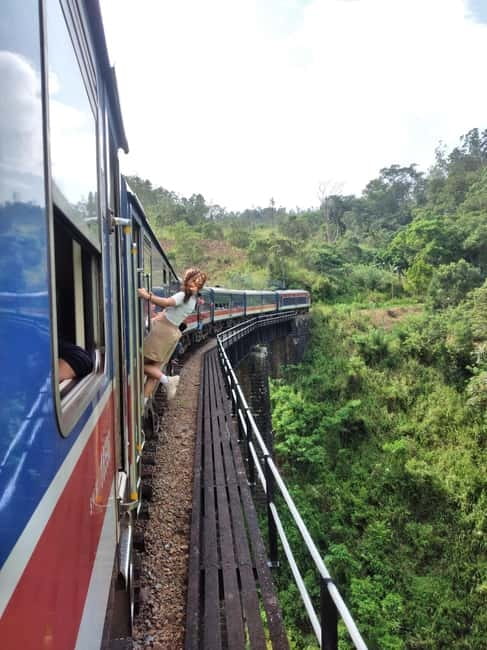 From Ella: Ella Unfogettable Day tour & Train Ride Tour - Tuk-tuk pacing, lunch stop, and zipline option