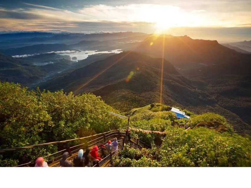 From Kandy: All Inclusive Adams Peak Epic Guided Hike - The climb itself: timing, traction, and staying warm