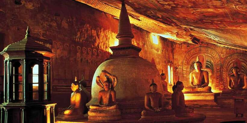 From Kandy: Sigiriya and Dambulla Day Trip - Crafts stop: wood carving and batik textiles you can actually buy