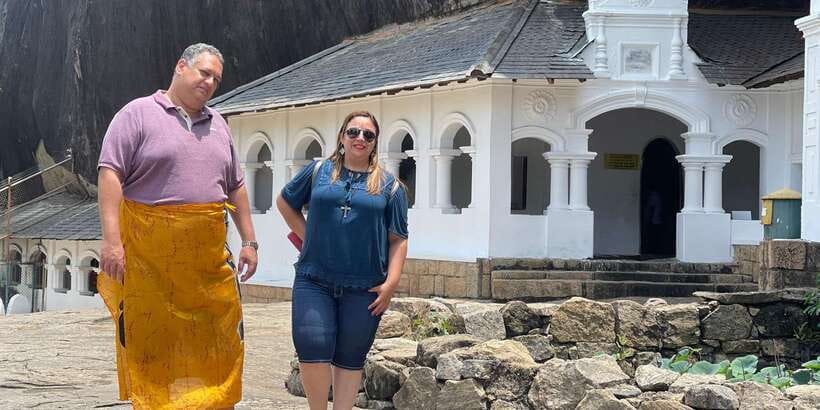 From Kandy: Sigiriya and Dambulla Day Trip and Safari - Practical packing and temple do’s for a smoother day
