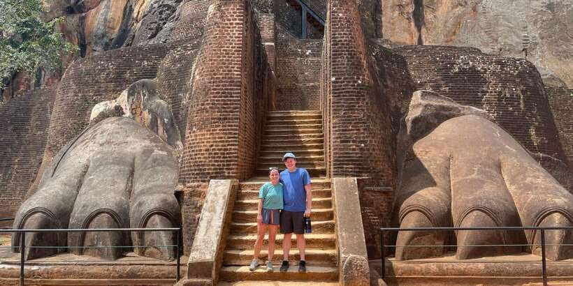 From Kandy: Sigiriya and Dambulla Day Trip and Safari - Craft demonstrations and souvenir time: where the culture hits your hands