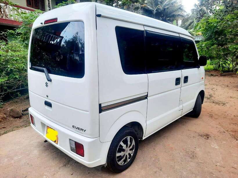 From Kandy To Pinnawala Private Day Tour via Ambuluwawa - Temple of the Sacred Tooth Relic and Kandyan Culture show at 5:00 and 6:30