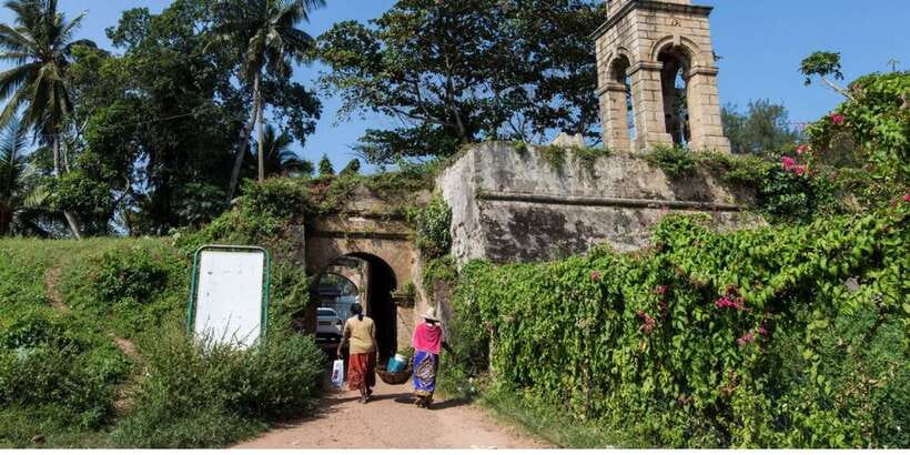 From Negombo: City Tour & Fishing Village Tour by Tuk-Tuk - St. Mary’s Church: Portuguese roots and a 19th–20th century rebuild