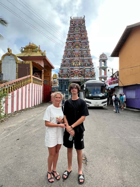 From Negombo: Colombo City Tour by Tuk Tuk with Hotel Pickup - Gangaramaya Temple and Independence Square: culture without the long museum marathon