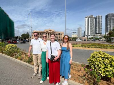 From Negombo: Colombo City Tour by Tuk Tuk with Hotel Pickup - Galle Face Green to Colombo Fort and Pettah Market: the city’s two speeds