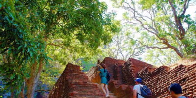From Negombo: Sigiriya and Dambulla Day Trip and Safari - Dambulla Cave Temple: arrive early or you’ll feel the timing pressure