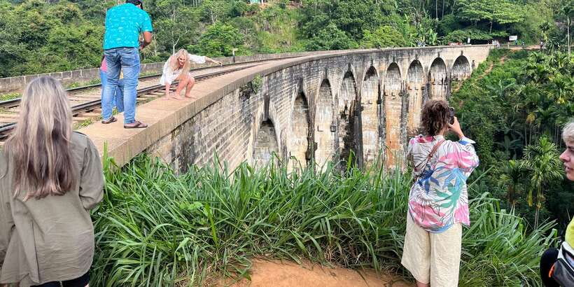 From Nuwara Eliya: Ella City Tour with Little Adam's Peak - Getting to Ella: the ride in an A/C vehicle with an English-speaking chauffeur