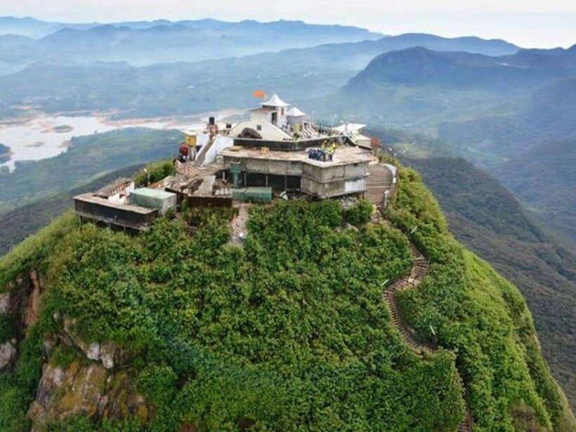 From Nuwara Eliya: Summit Bliss, Adams Peak Guided Hike - Quick hits