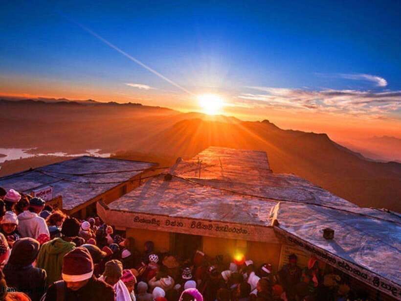 From Nuwara Eliya: Summit Bliss, Adams Peak Guided Hike - Why Adams Peak feels special from Nuwara Eliya