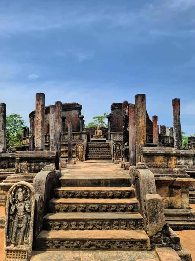From Sigiriya :Polonnaruwa Ancient City Tour/Day Tour - A smooth Sigiriya-to-Polonnaruwa day with the jeep safari angle