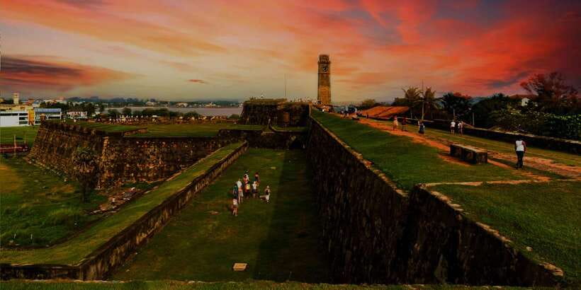 Galle and Bentota Day-Tour From Colombo - Galle Fort UNESCO Walk: ramparts, lighthouse, and the Dutch Reformed Church