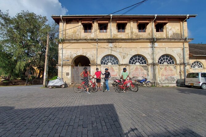 Galle Fort and City Cycling Tour - Choice of E-Bike or Manual - Guide Chameera and the Group Dynamic (Small Matters)