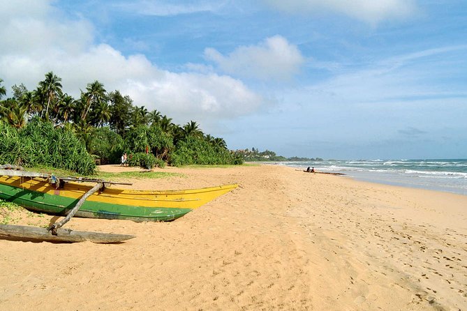 Galle Fort & Bentota Day Trip from Colombo - Dutch Fort, Groote Kerk, and the lighthouse: the best short stops inside the walls