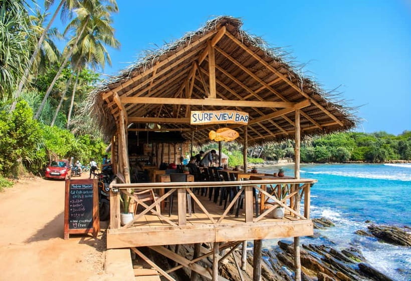 Get a private driver for day tours around Sri Lanka - Kandy and the Temple of the Tooth area: culture, timing, and what to aim for