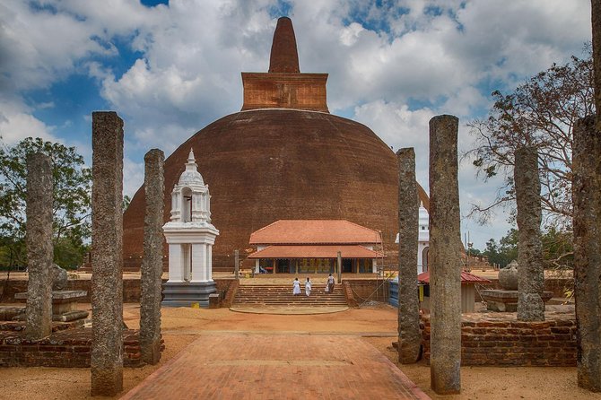 Half day tour - in Sacred city of Anuradhapura Or sacred city of Mihintale. - Key moments that make this half-day route work
