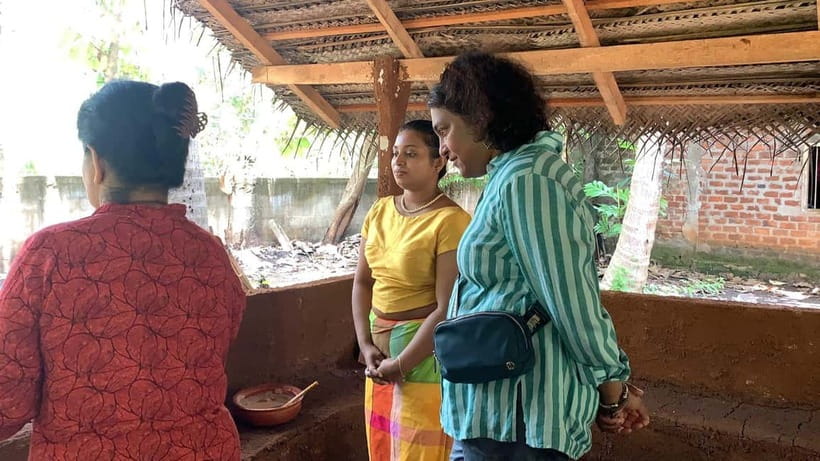 Hands-On Cooking Class in Anuradhapura: Cook Like a Local - Practical Tips: Heat, Smoke, and Mosquitoes