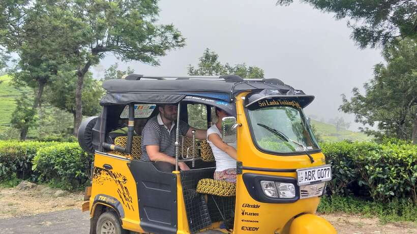 Haputale:Glorious Tuk Tuk Ride to Lipton'sSeat & Tea Factory - Lipton’s Seat: The Thomas Lipton Statue and Panoramic Walking Time