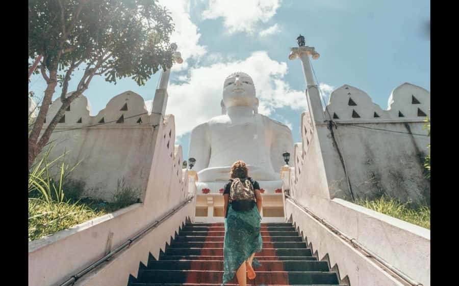 Kandy: City Explore with Local Guide By Tuk Tuk - Bahirawakanda Buddha Statue: Views Plus a Stair Climb Test