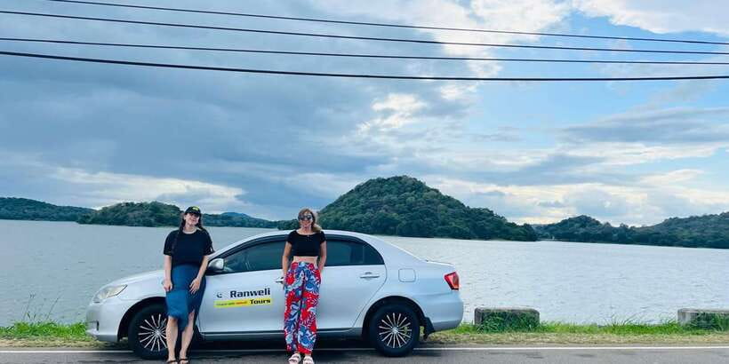 Kandy Drop with City Tour from Colombo, Negombo, Airport - Kandy Lake Club Stop: A Long Pause Before the Evening Highlight