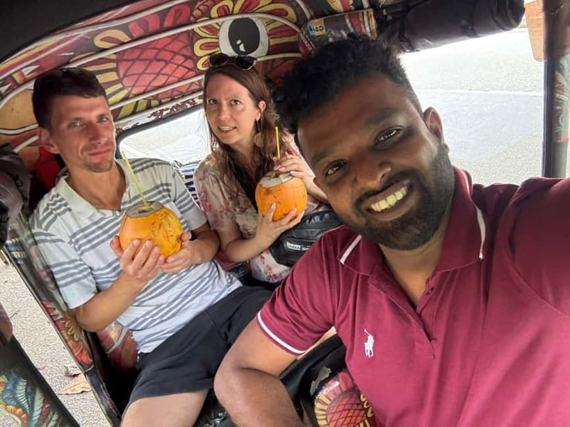Kandy Private Guided City Day Tour by Local Tuk Tuk - Key Things I’d Notice First