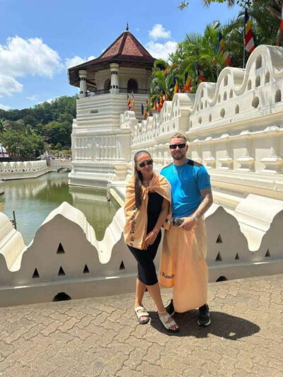 Kandy Private Guided City Tour by Tuk Tuk - Customizing your itinerary with an English-speaking guide