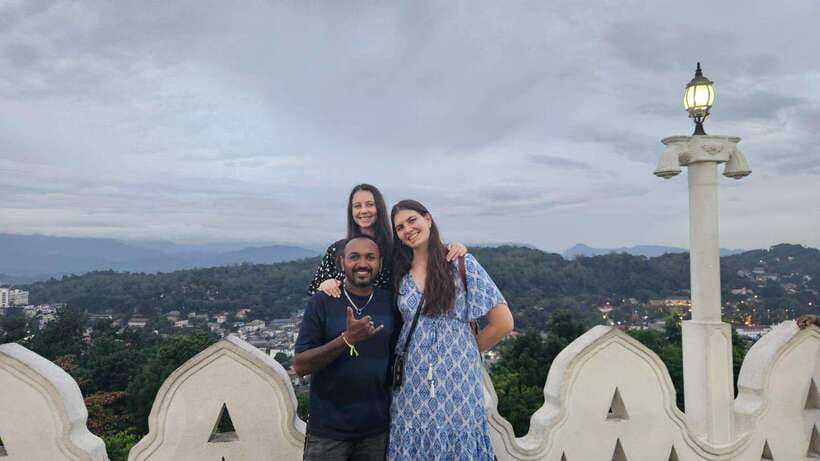Kandy Private Guided City Tour by Tuk Tuk - Tea plantation daydreams: Mahawali River, monkeys, and the tea factory visit