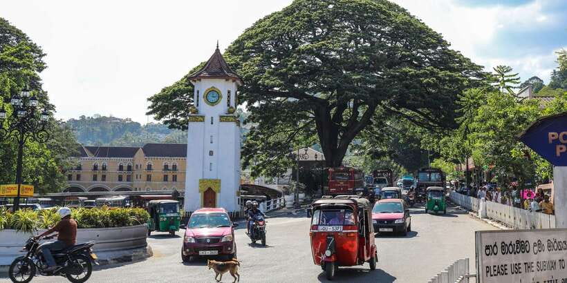 Kandy: Private Guided City Tours by Tuk Tuk Sightseeing Tour - A Private Tuk Tuk Route Through Kandy’s Big Hits