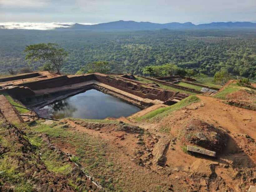 Kandy to Sigiriya Private Tour by Tuk Tuk with All Fees - Sigiriya Rock Fortress vs Pidurangala Rock: pick your climb style