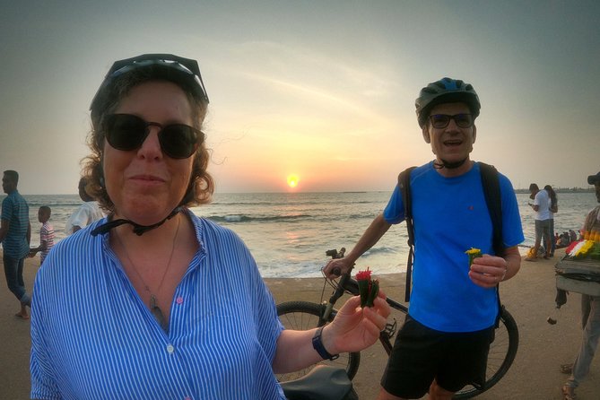 Luxury Night Cycle Tour of Colombo - How the gear and the backup vehicle make night cycling feel easier