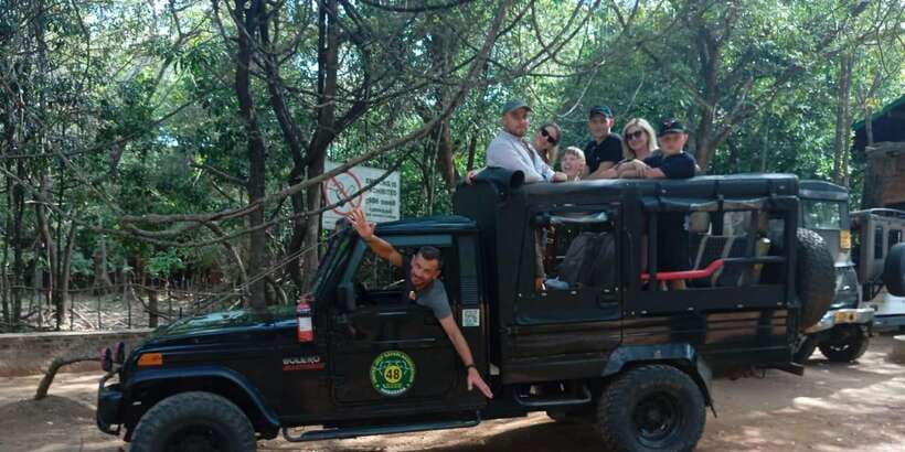 Minneriya National Park Safari - Entrance Fee Included - Private Group Safari: Is This the Right Fit for You?