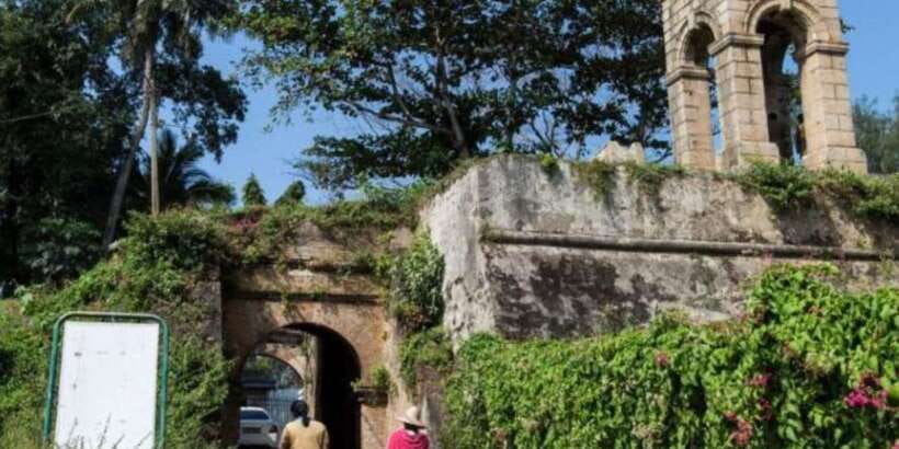 Negombo: Fishing Village Highlights Private Tour by Tuk Tuk - St. Mary’s Church: a major cathedral landmark in Negombo