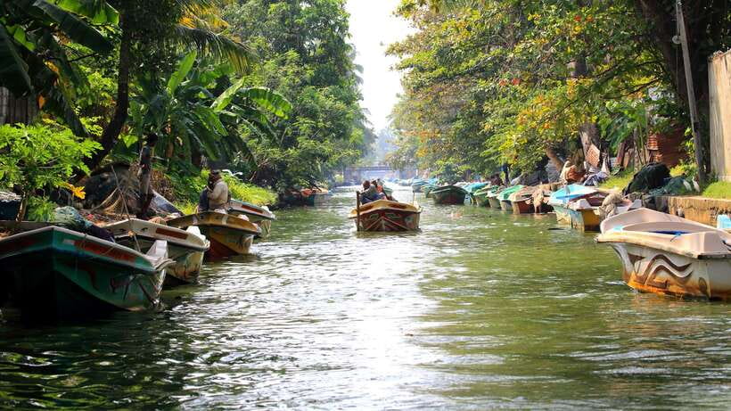 Negombo: Hamilton Canal to Colombo by Boat via Muthurajawela - What the tour includes (and what you’ll handle yourself)