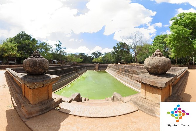 Personal Driver For Your Two Weeks Round Tour In Sri Lanka - Colombo area and markets: temples, memorial hall, and Pettah