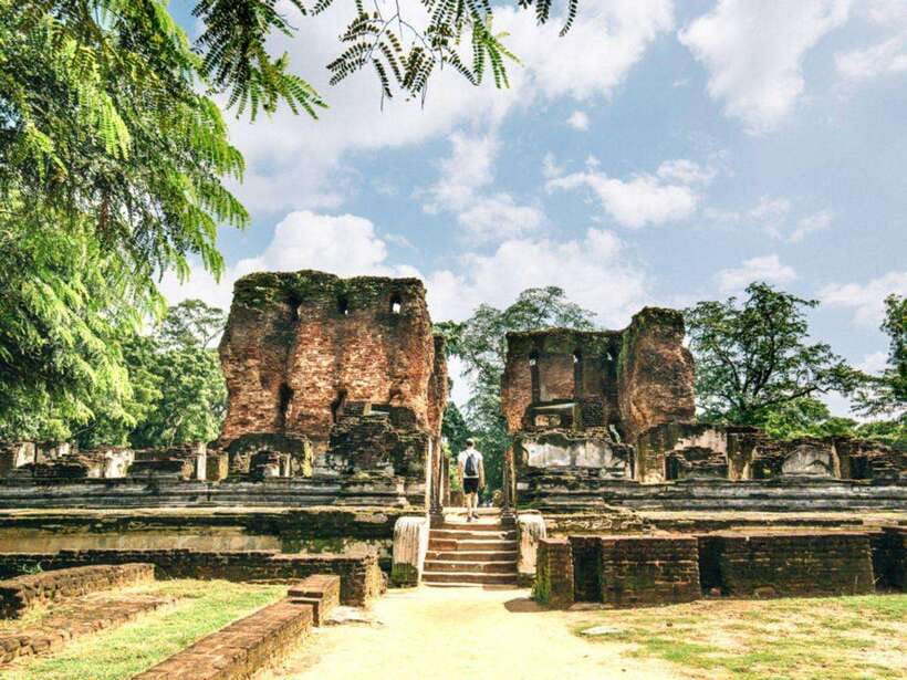 Polonnaruwa: Private Guided Cycling Tour with Hotel Pickup - Break Time, Photo Stops, and the Comfort Factor for Solo Visitors