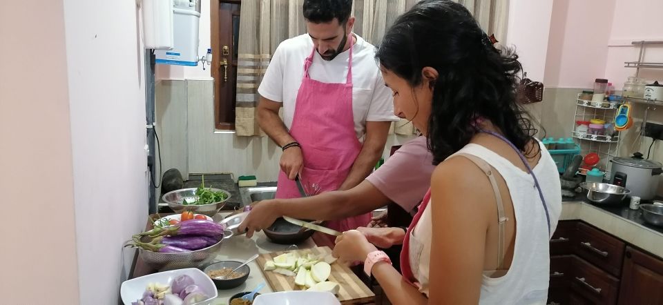 Private cooking class - Personalized classic menu - Learning style: traditional Sri Lankan methods with modern kitchen tips