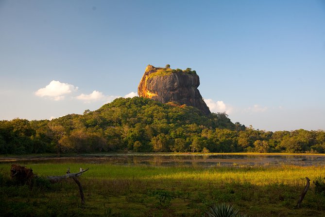 Private day tour to Sigiriya and Dambulla from Colombo - Dambulla Rock Cave Temple: how to make the Golden Temple visit smoother