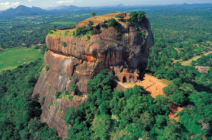 Private day tour to Sigiriya and Dambulla from Colombo - Price and value: what $140 pays for (and what you’ll pay extra)