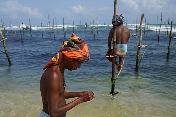 Private Galle Day Tour with River Safari, Stilt fishing & Turtles - Galbokka Sea Turtle Hatchery: Conservation You Can See