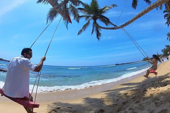 Private Multi Day Sri Lanka Tour with Chauffeur - Day 1: Negombo beaches and a real fish market kickoff