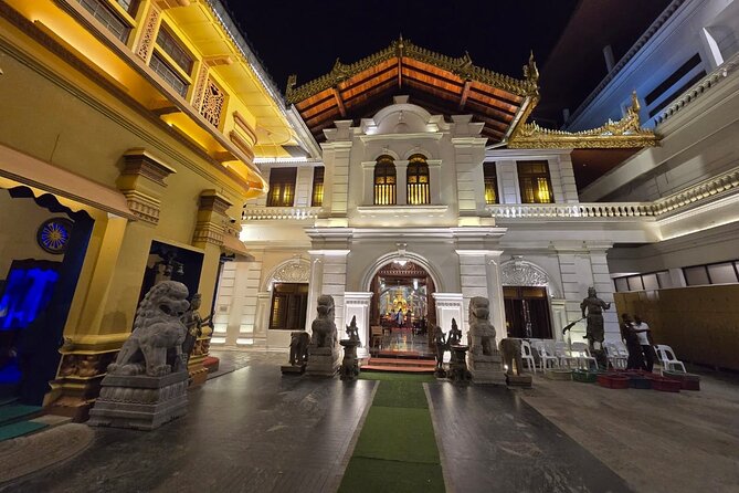 Ride and Explore Colombo and Food By Tuk Tuk Tour All Inclusive - Gangaramaya Temple and the Hindu Shiva Temple: Faith in the Middle of Town