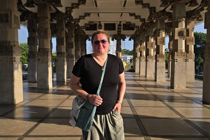 Ride and Explore Colombo and Food By Tuk Tuk Tour All Inclusive - Colombo Fort Clock Tower and Old Parliament: Colonial-Era Details You Can Spot Fast