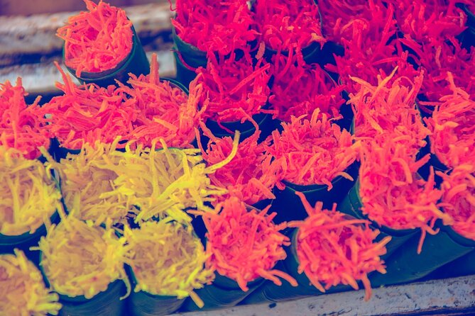 Rustic taste & Cultural tales Food Tour Colombo - What You’ll Eat: Street Sweets, Snacks, and Real Meal Fuel