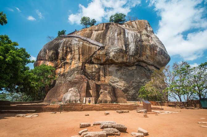Sigiriya and Dambulla Cave Temple Private Day Trip From Bentota - What Meals and Water Add to the Day (and Why It Matters)